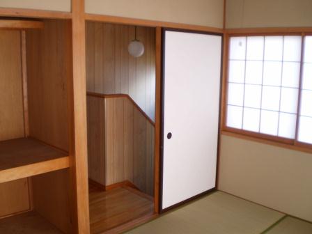 家持2階建て貸家   A棟